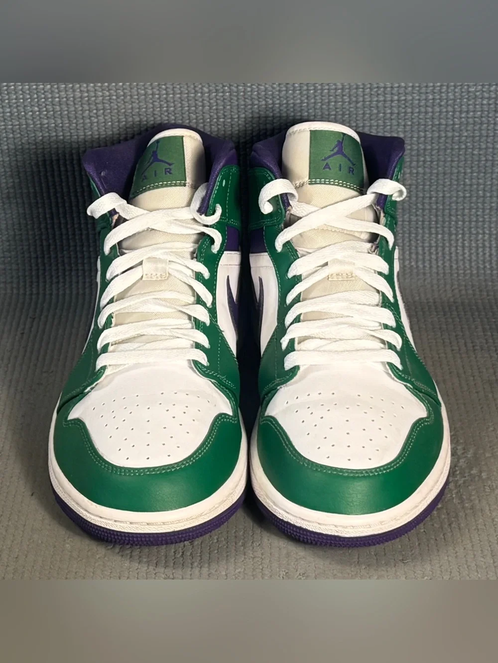 Nike Air Jordan 1 Mid 